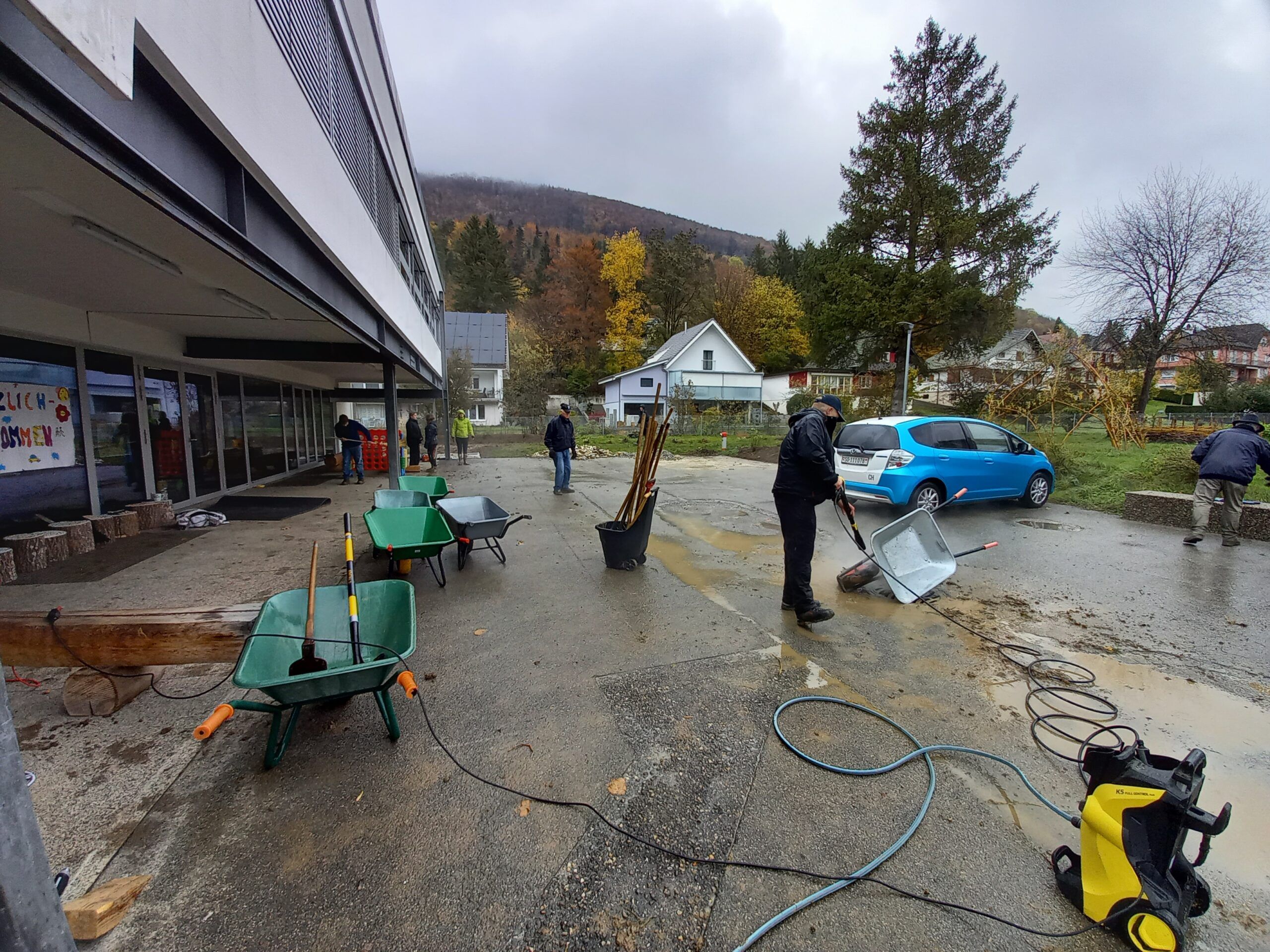 Pflanzmorgen Schule Holderbank