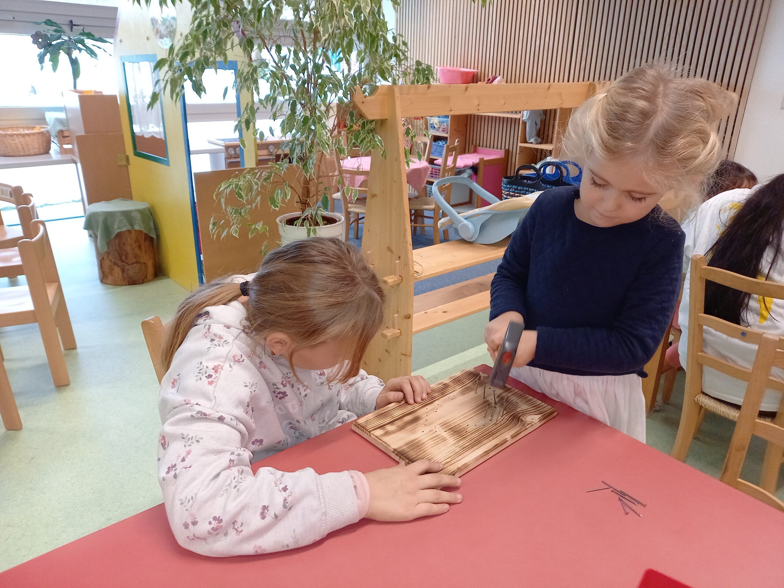 Basteln Schule Holderbank