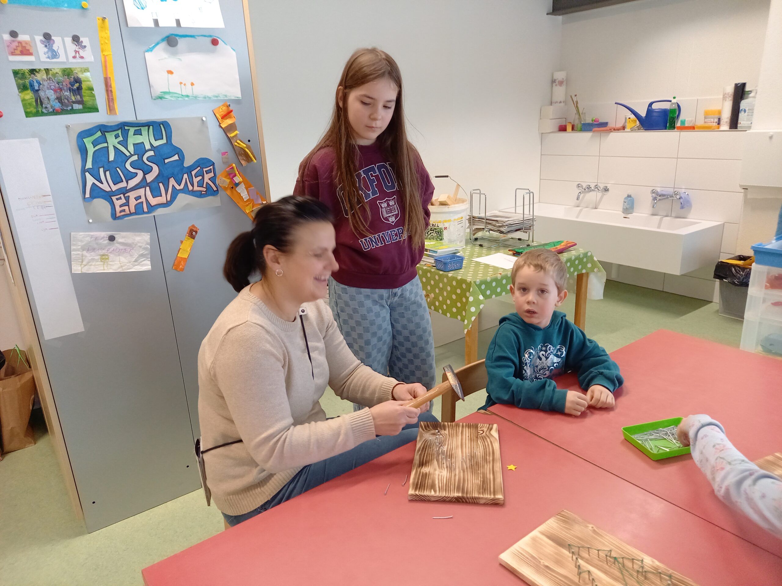 Basteln Schule Holderbank