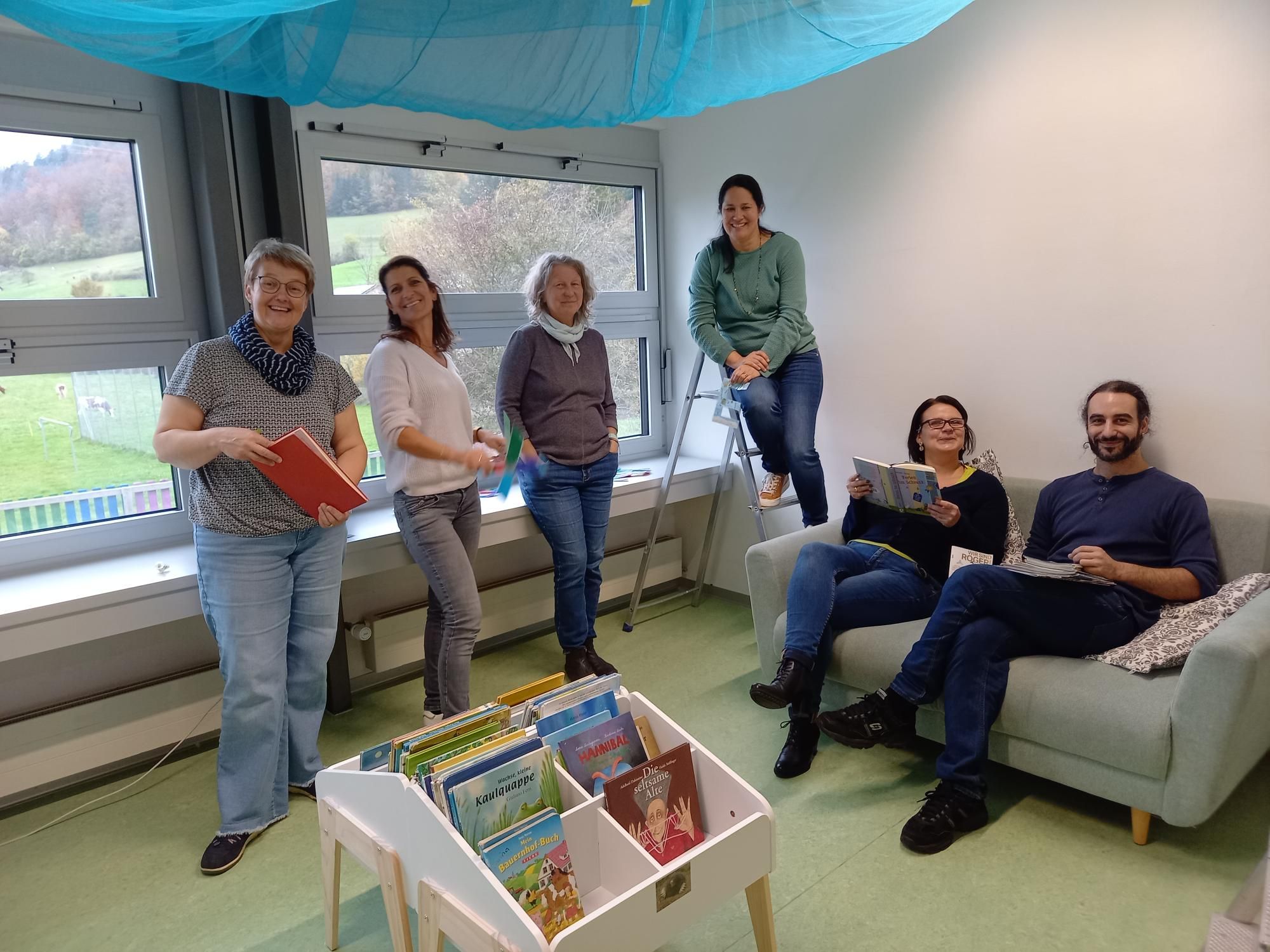 Bibliothek Schule Holderbank