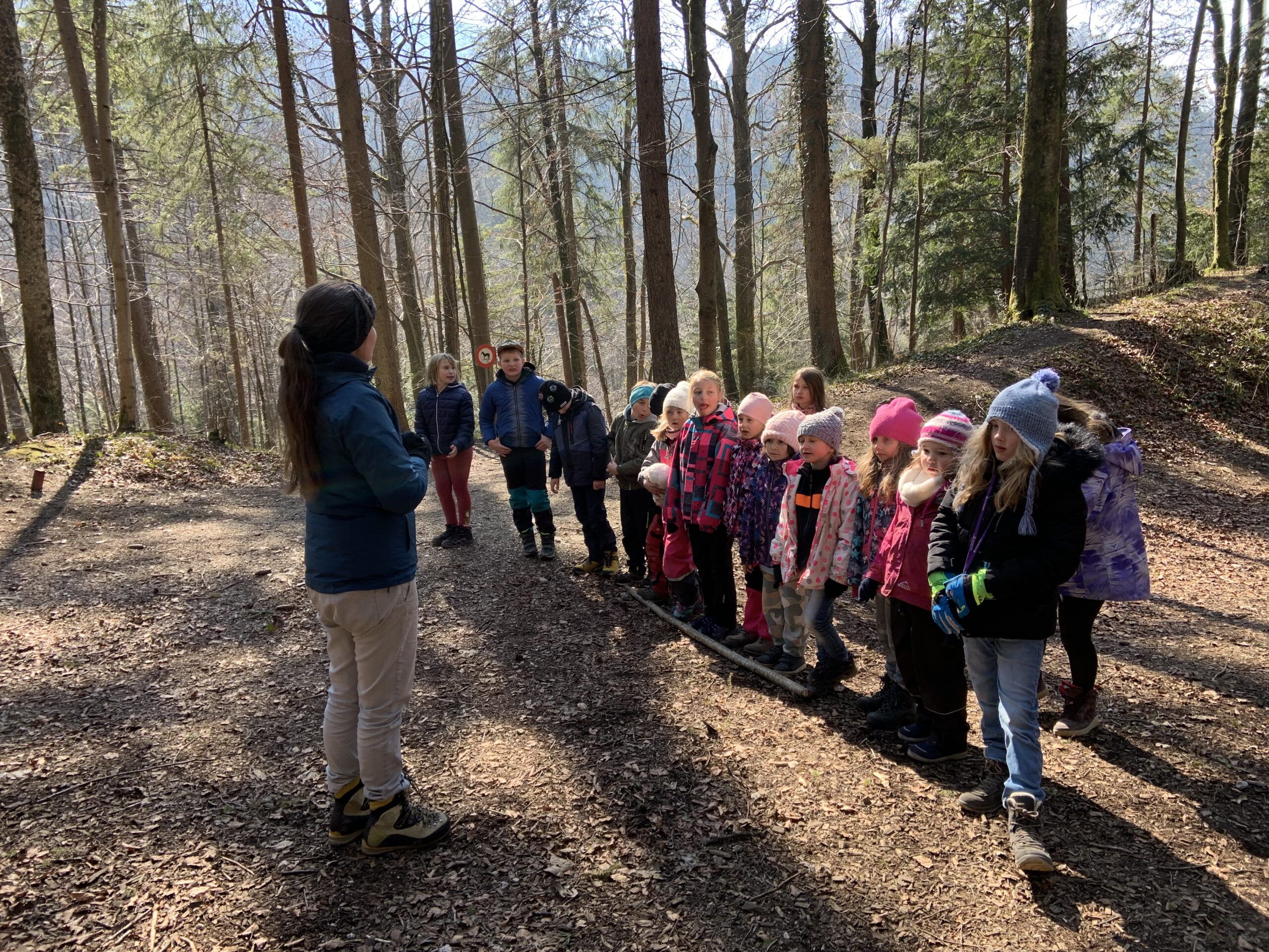 Schule_Holderbank_Naturparktag_Erklaerung